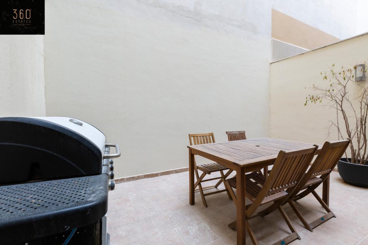 Centre Paceville Apt With Terrace, Bbq & Wifi By 360 Estates Saint Julian's Dış mekan fotoğraf