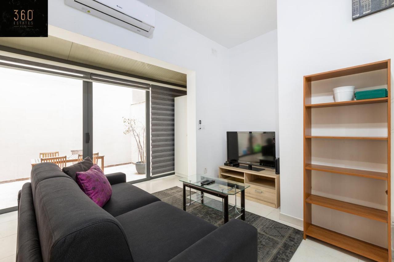 Centre Paceville Apt With Terrace, Bbq & Wifi By 360 Estates Saint Julian's Dış mekan fotoğraf