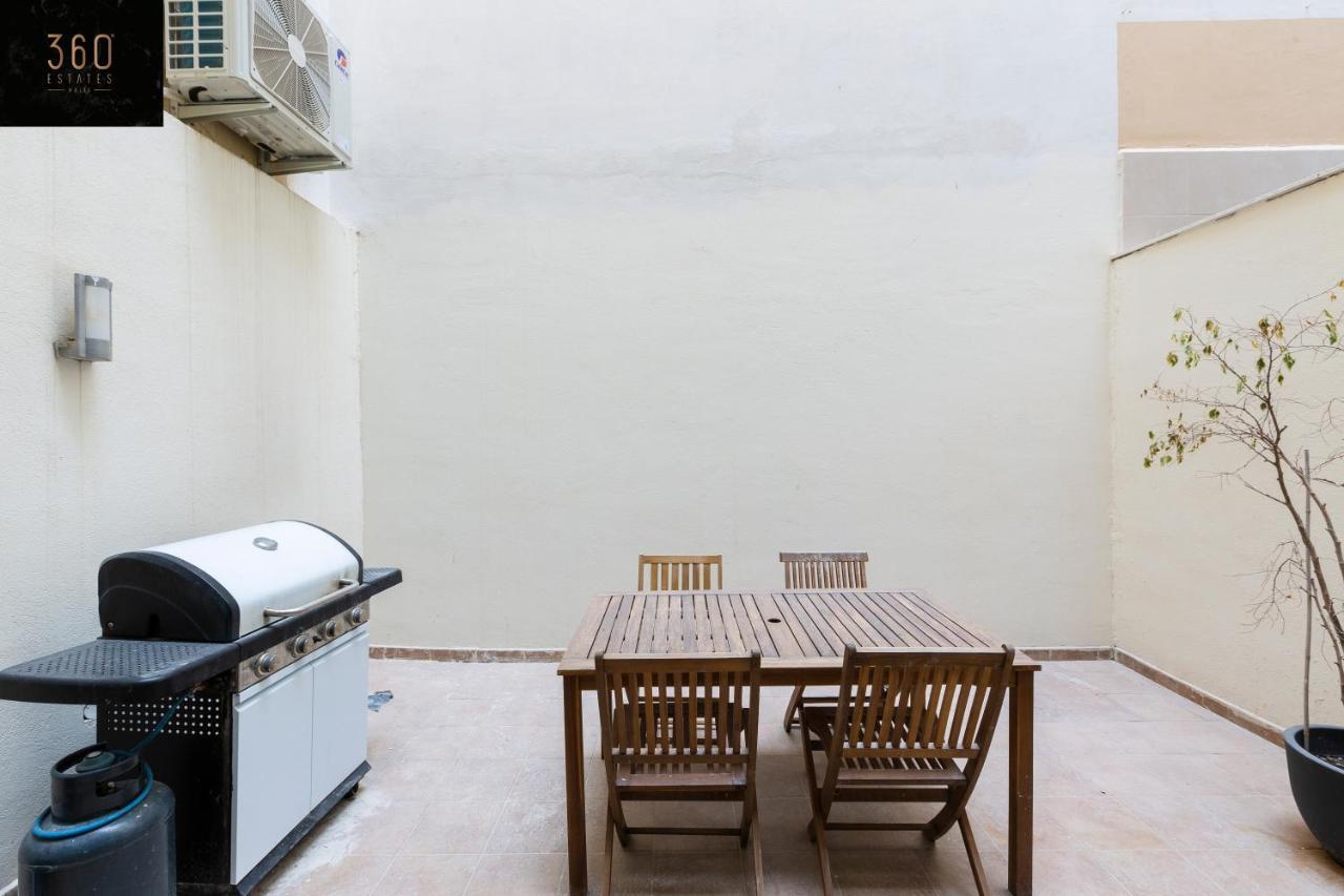 Centre Paceville Apt With Terrace, Bbq & Wifi By 360 Estates Saint Julian's Dış mekan fotoğraf